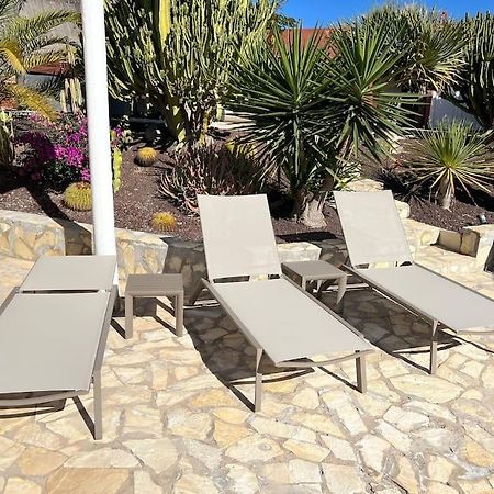 San Bartolomé Casa Macken Con Piscina Climatizada Y Jacuzzi 빌라 객실 사진