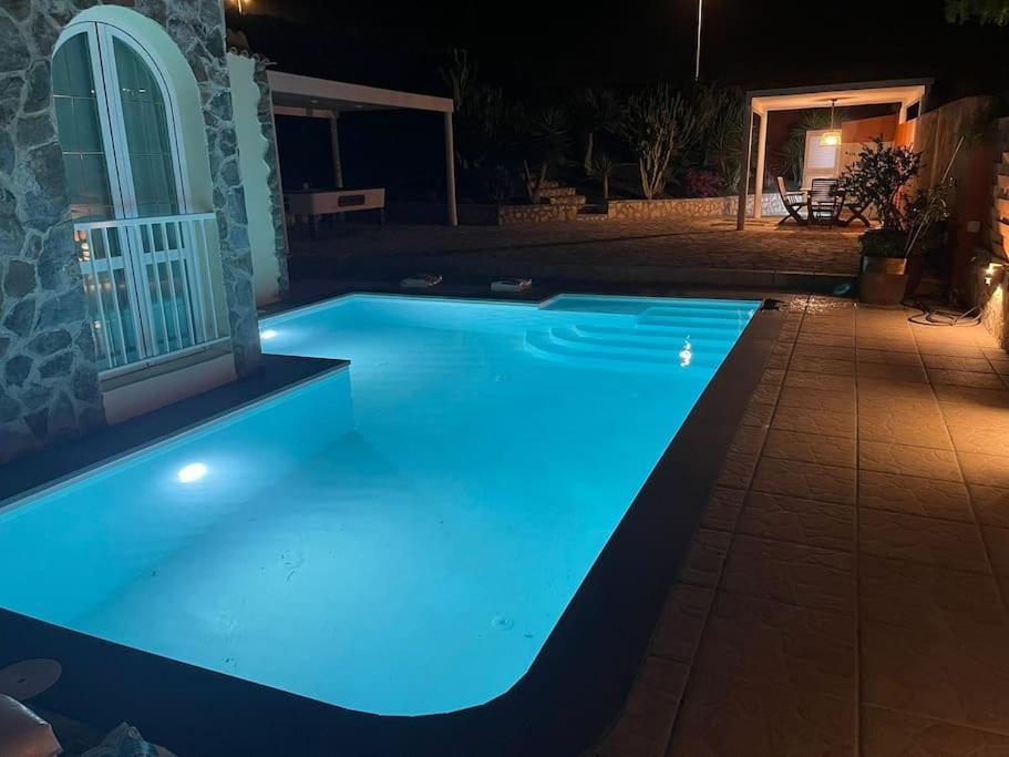 San Bartolomé Casa Macken Con Piscina Climatizada Y Jacuzzi 빌라 객실 사진