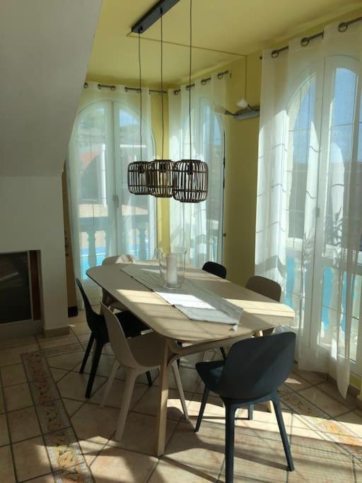San Bartolomé Casa Macken Con Piscina Climatizada Y Jacuzzi 빌라 객실 사진