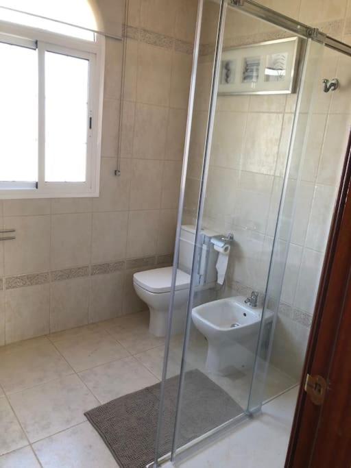 San Bartolomé Casa Macken Con Piscina Climatizada Y Jacuzzi 빌라 객실 사진