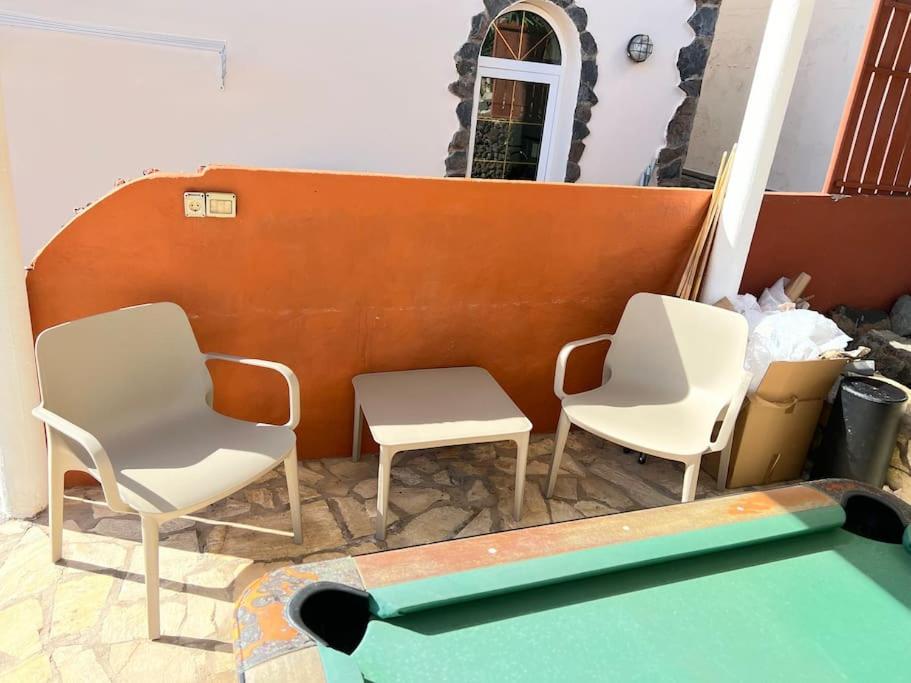 San Bartolomé Casa Macken Con Piscina Climatizada Y Jacuzzi 빌라 객실 사진