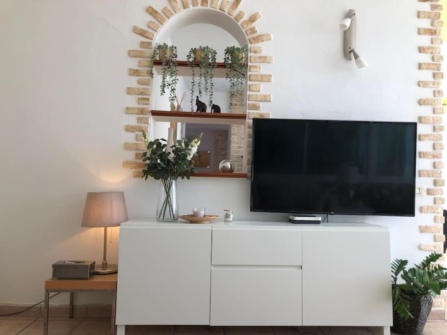 San Bartolomé Casa Macken Con Piscina Climatizada Y Jacuzzi 빌라 객실 사진
